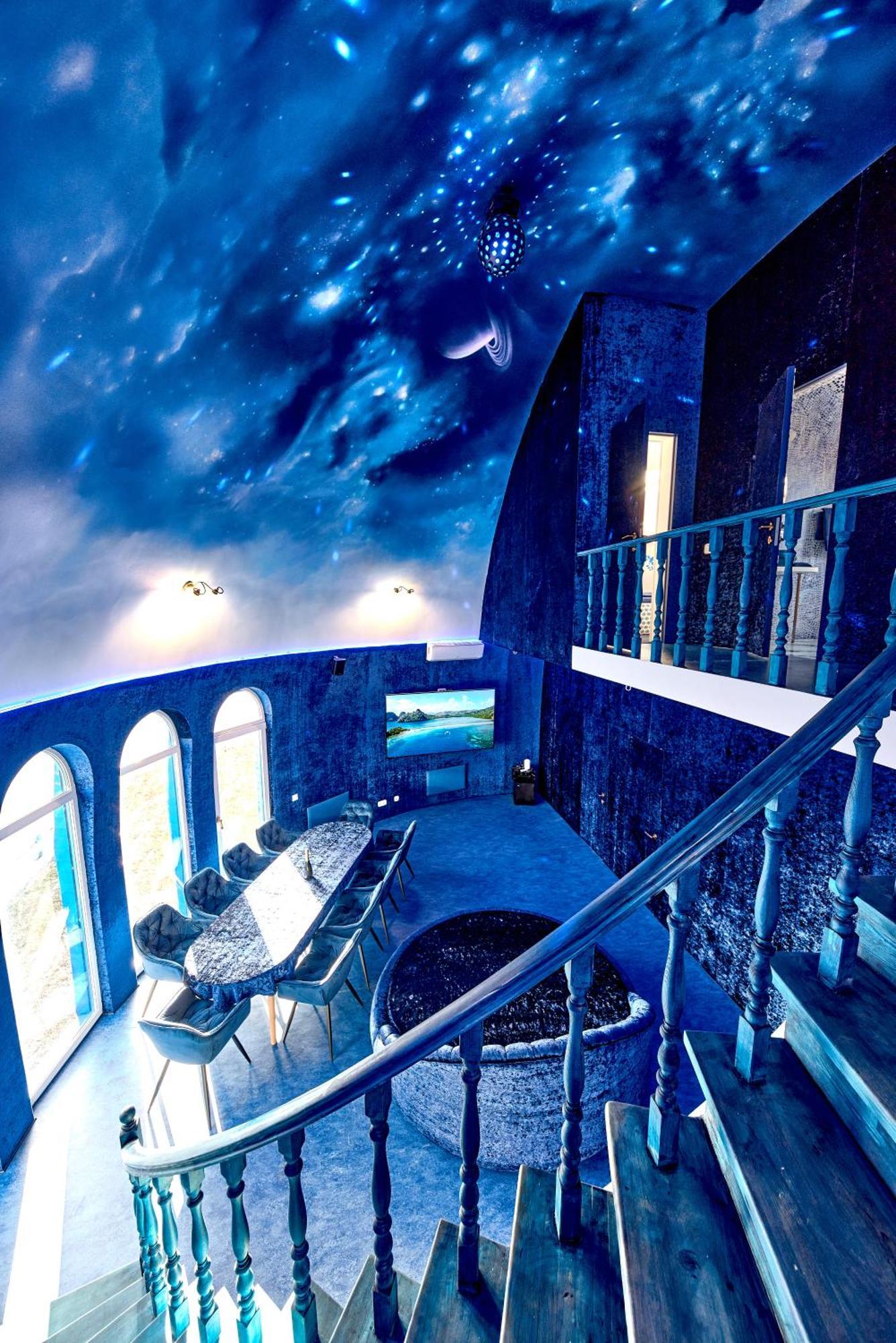 Domeparty: Exclusive Dome House for Events Guest House Petropavlovskaya Borshchagovka Exterior photo
