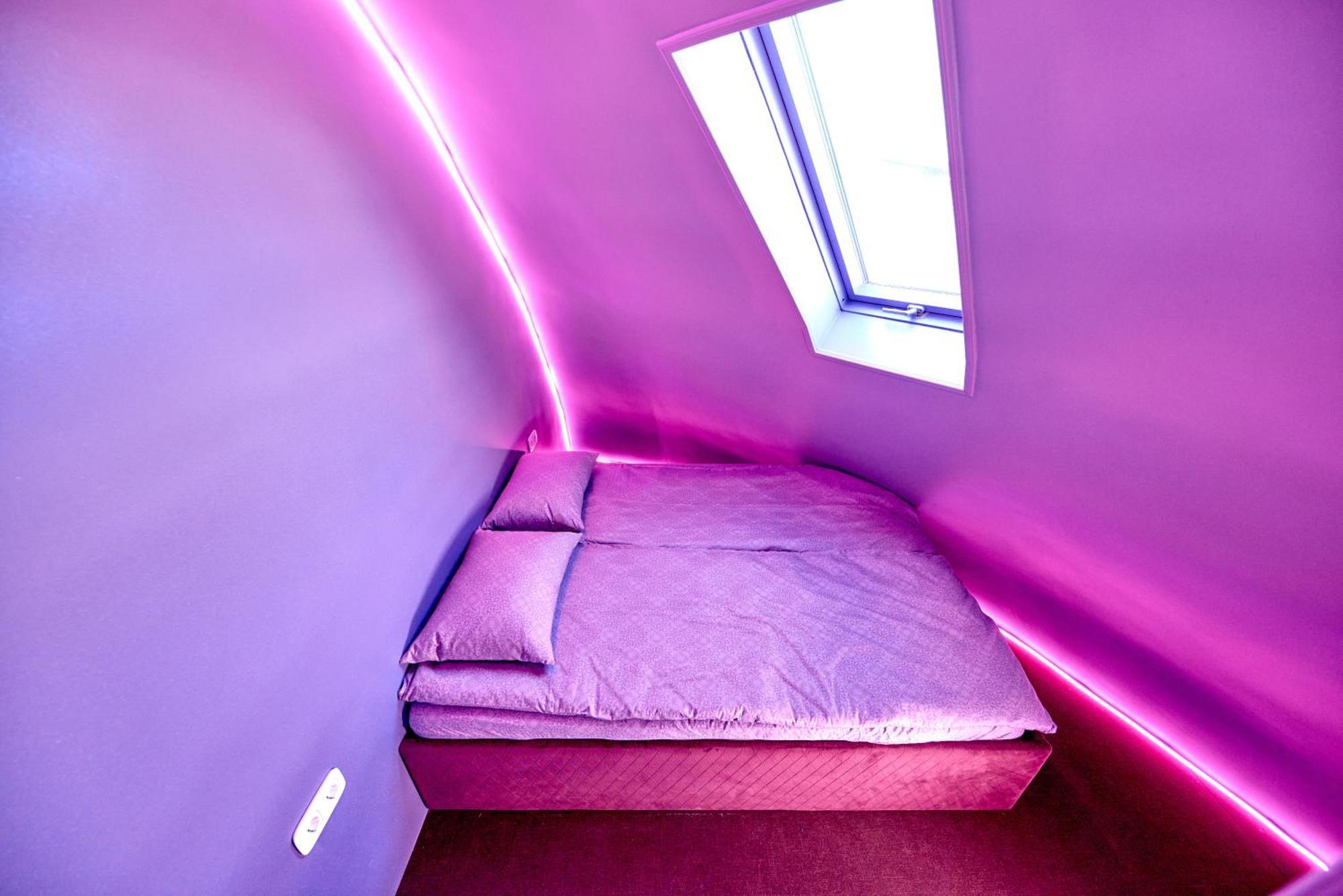 Domeparty: Exclusive Dome House for Events Guest House Petropavlovskaya Borshchagovka Exterior photo