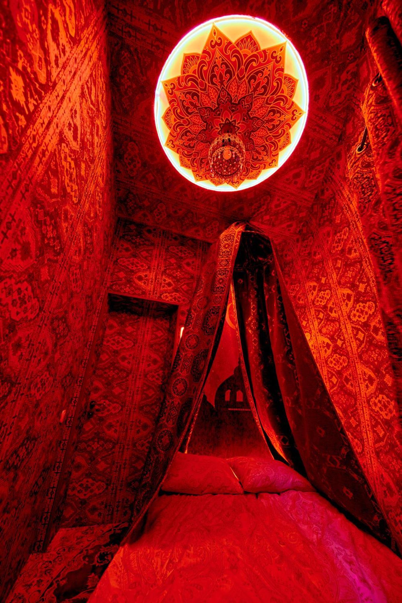 Domeparty: Exclusive Dome House for Events Guest House Petropavlovskaya Borshchagovka Exterior photo